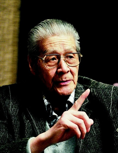 蓝天野来到北京人民艺术剧院,成为话剧艺术殿堂"北京人艺"的话剧演员