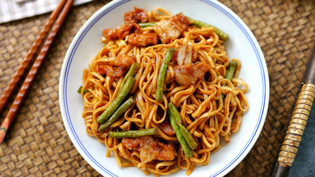 巨好吃的新疆蒸面,口感独特,根根入味,越吃越香