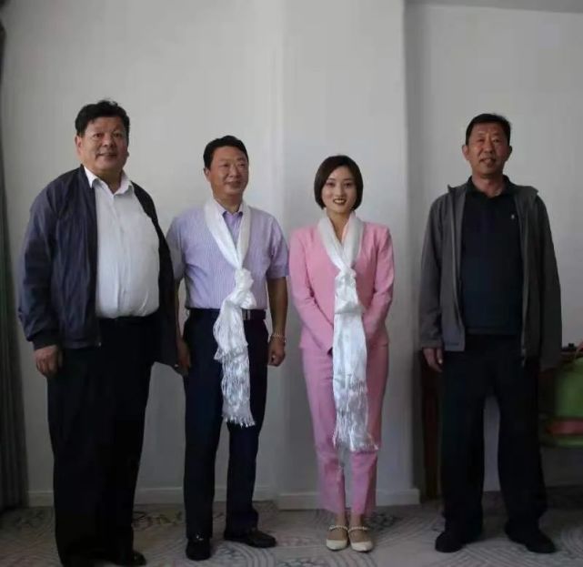 区公安厅二级警务专员,区禁毒办常务副主任,厅禁毒总队总队长阿旺云登