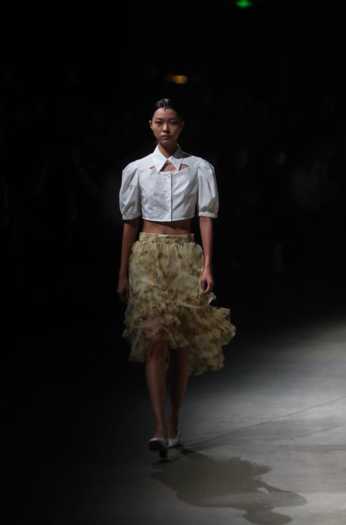 大华时尚pure touch发布"@cloud·云尚"2022ss