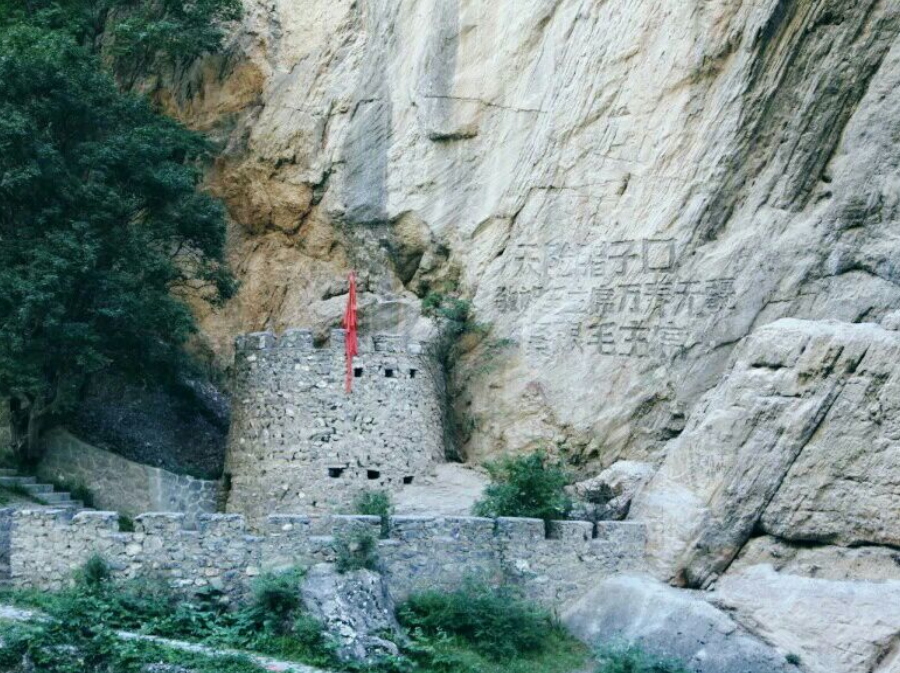 1935年攻占天险腊子口小红军云贵川徒手攀绝壁立下大功