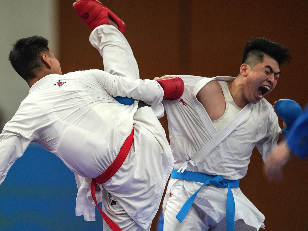 全运会空手道男子75公斤以上级铜牌赛赛况