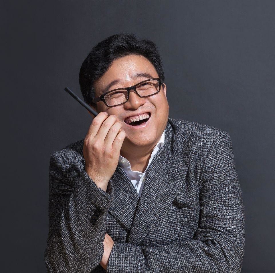 靠着这几位商界大佬黄峥用拼多多从工薪家庭的孩子逆袭成首富