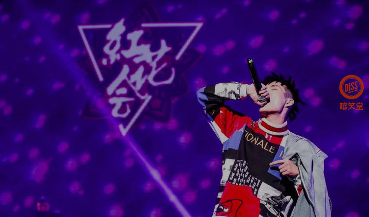 事件还在继续. 贝贝与快手网红方丈的合作引发了巨大争议.