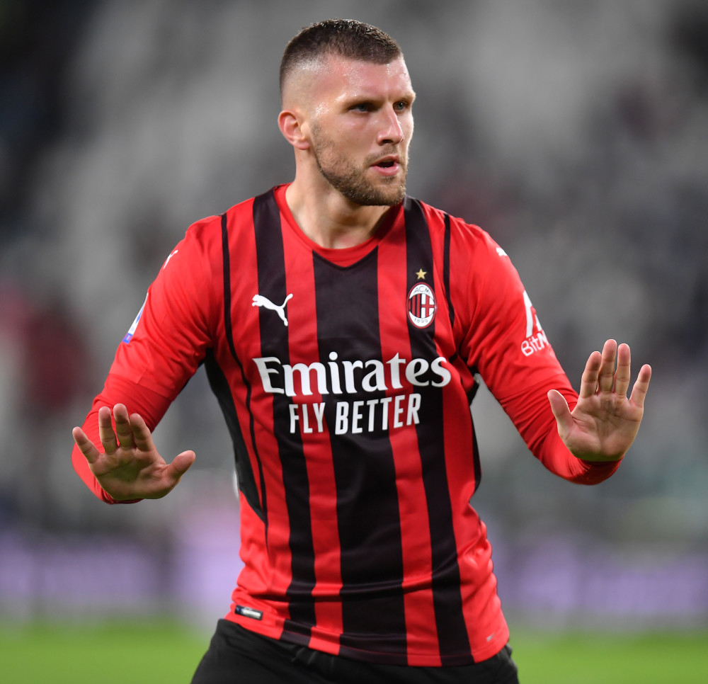 体育足球意甲尤文图斯平ac米兰