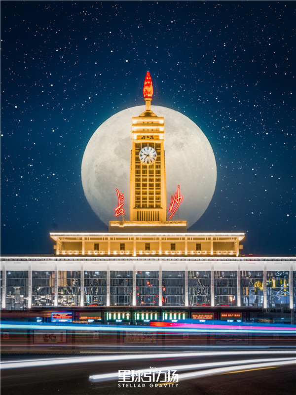 长沙数十个地标建筑月下"大团圆定妆照"