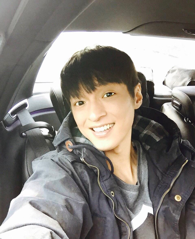 安钧璨三十八岁冥诞安以轩连续七年为其庆生思念永远不会消失