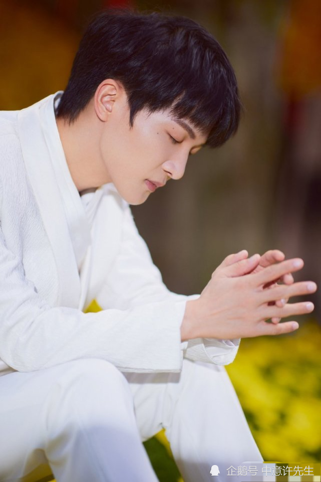 河南卫视中秋奇妙游周深演唱若思念便思念绝绝子