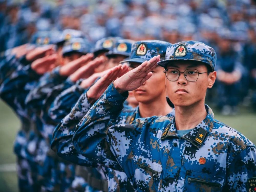 军训再见,大学你好!