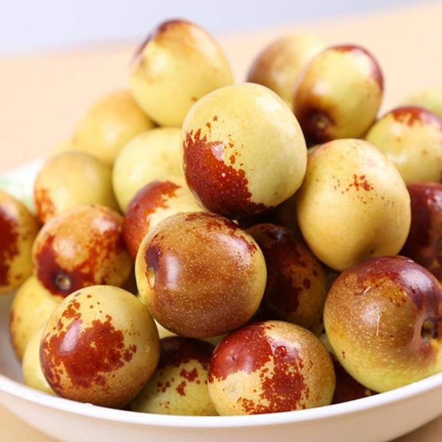 2,藁城冬枣 藁城冬枣是河北省石家庄市藁城市的特产.