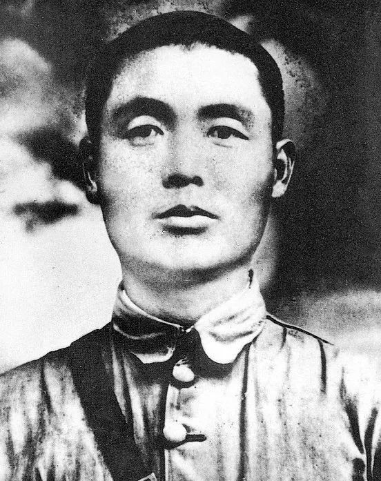 学习英雄模范,杰出人物:董振堂