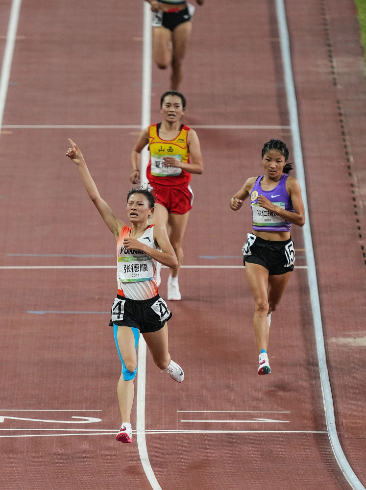全运会田径女子10000米决赛赛况