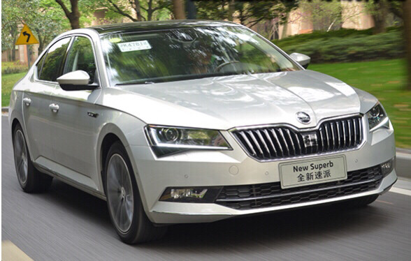 比帕萨特颜值高,斯柯达全新速派三厢版,旅行版设计图曝光