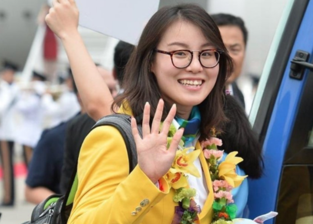 小组第一晋级决赛,赛后敬礼致意!傅园慧:这是我最后一届全运会