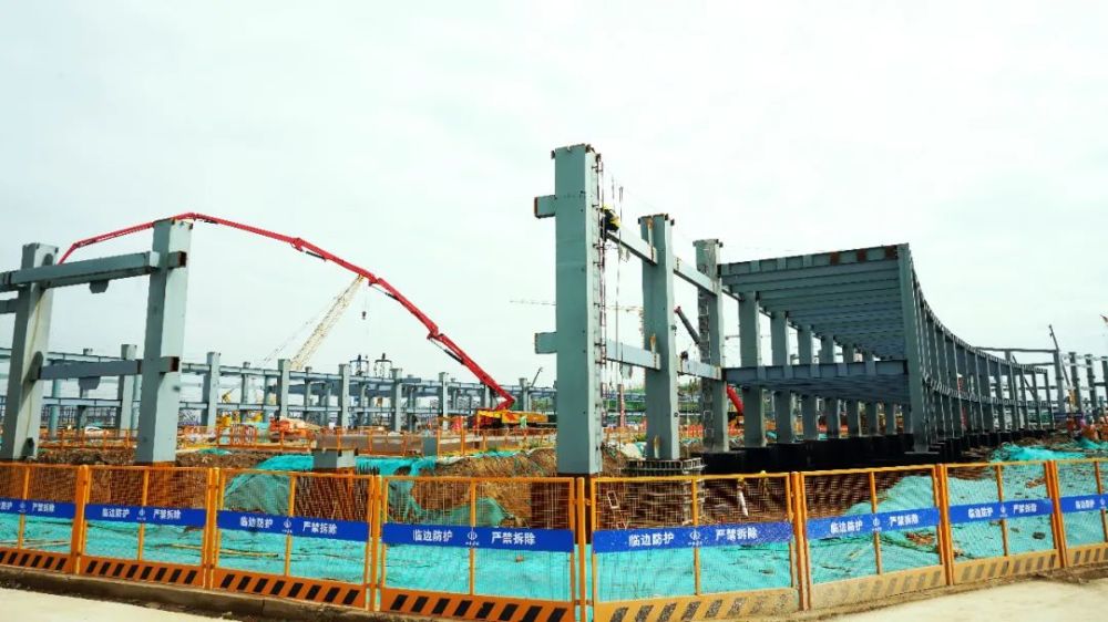 潇河园区五大中心建设不停工加快进度现状一览