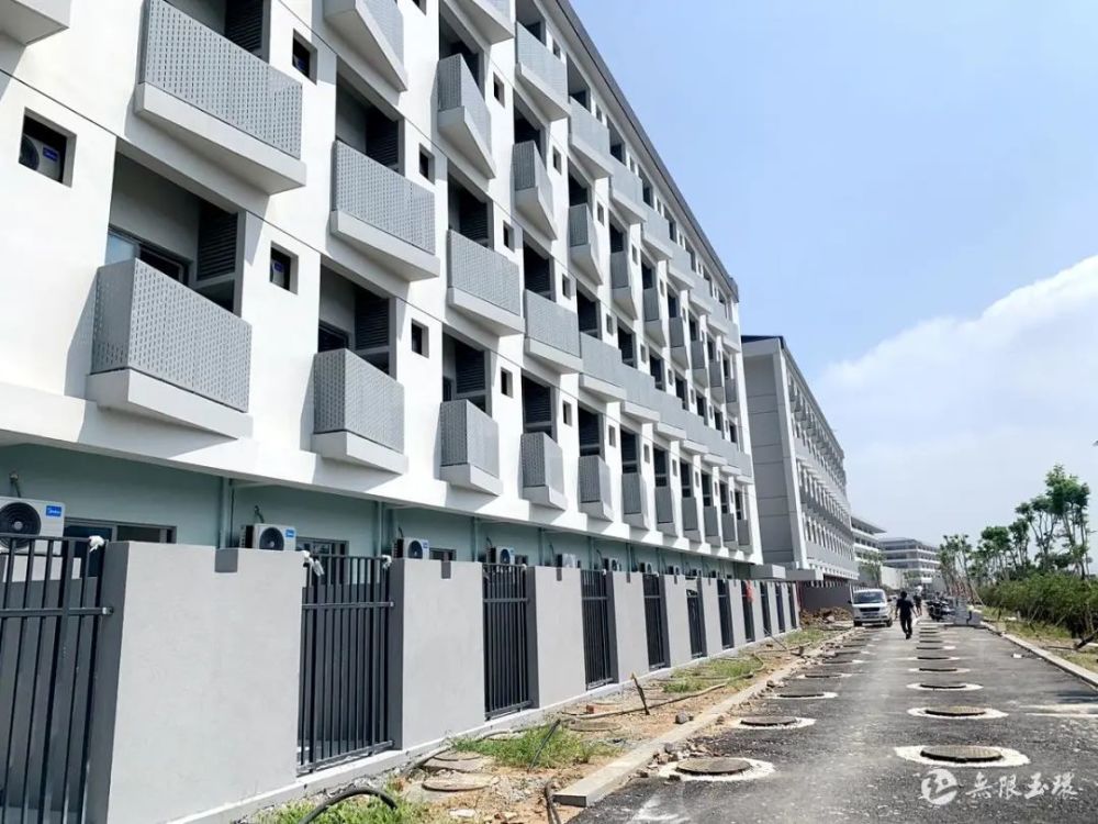 首届台州职业技术学院玉环校区迎来2021级新生