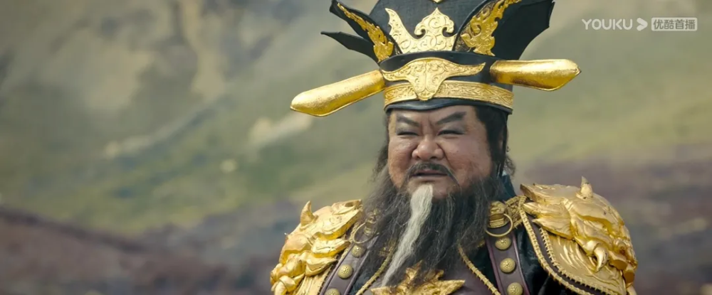 我们尊重财神爷般的董卓,恶鬼般的张飞,他俩在一起就像是温厚的佛祖