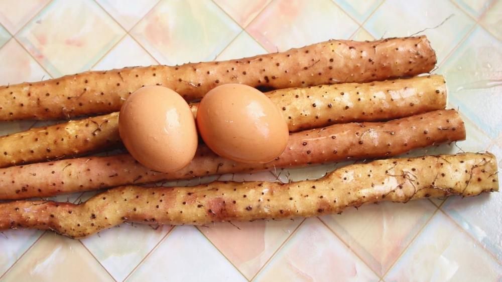 山药里打入2个鸡蛋,这样做居然这么好吃,香甜美味,上桌就扫光