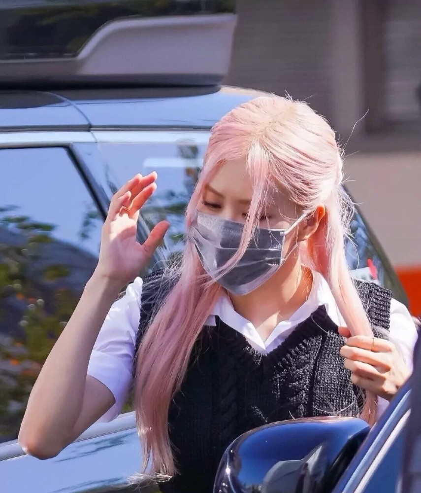 韩国女团blackpink成员rosé朴彩英头像