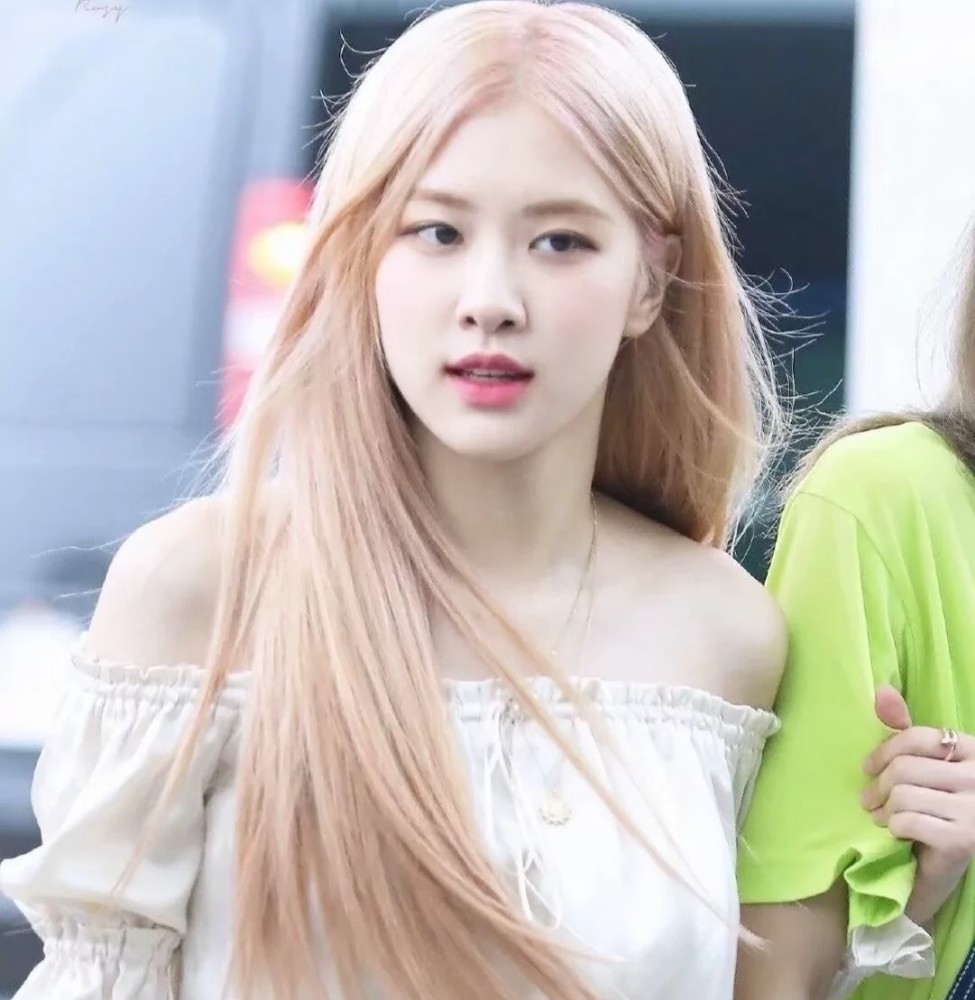 韩国女团blackpink成员rosé朴彩英头像_腾讯新闻