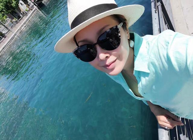 重庆媳妇孙悦22岁成名34岁嫁亿万富商迟来的幸福不容易