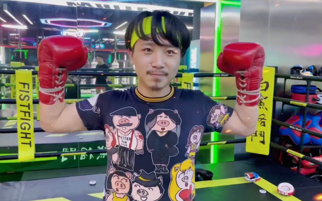 这个环节专门为王者主播而设,毕竟在虎牙整个大家庭,王者板块属于数一