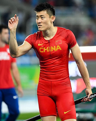 5米80!31岁撑竿跳名将全运决赛爆发夺金 跻身全国历史第二人