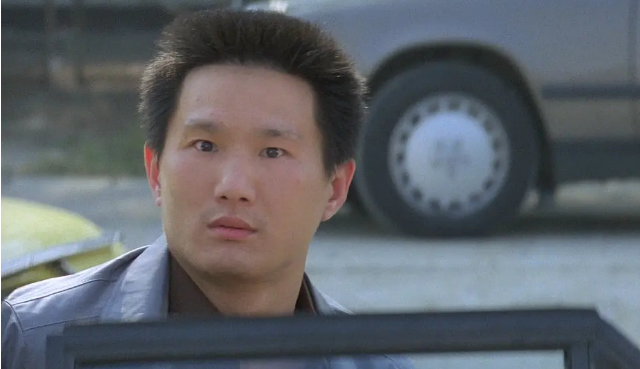 "龙套王"秦贵宝的千面人生,炸裂演技,撑起了影圈的半壁江山