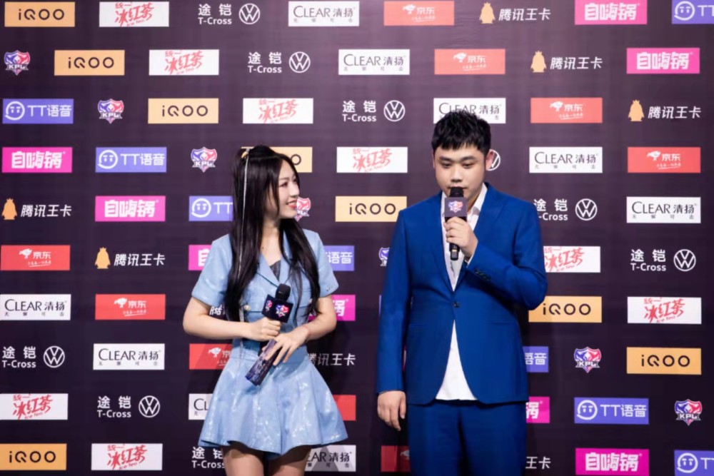 ag笑影表现不佳被黑粉带节奏月光解释是身体原因久诚无辜躺枪