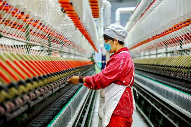 乔莉专栏纺织女工的骄傲