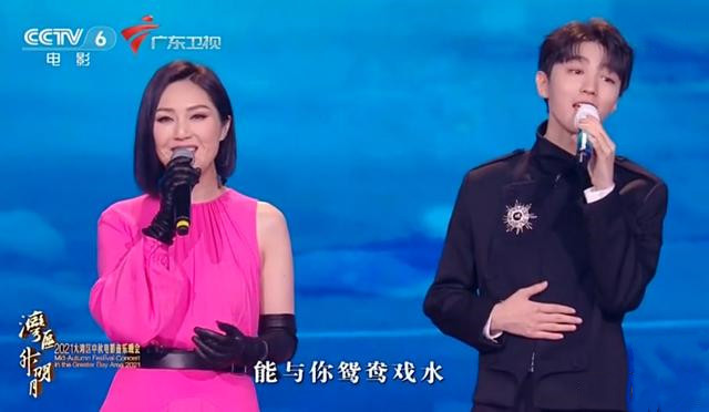 4台中秋晚会竞技:央视断层第一,芒果跌下神坛,它成黑马