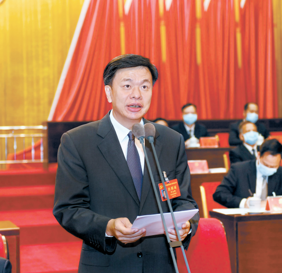 整理广西14市党政一把手公开资料后发现了这些秘密