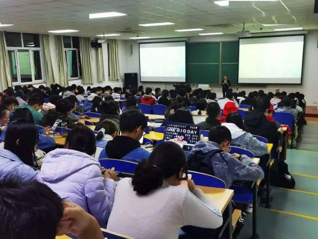 北大博士张进生:因选错专业,闲在家中18年,如今靠低保勉强度日