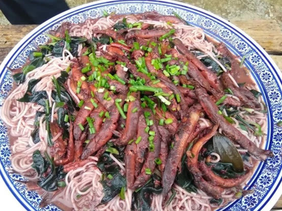 寻味乡里丨闽清田间的"野"味—泥鳅粉干