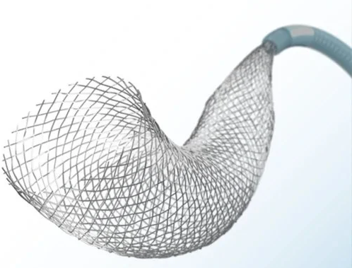 据fda官网发布的信息,用于在患者血管内放置,收回或移动pipeline flex