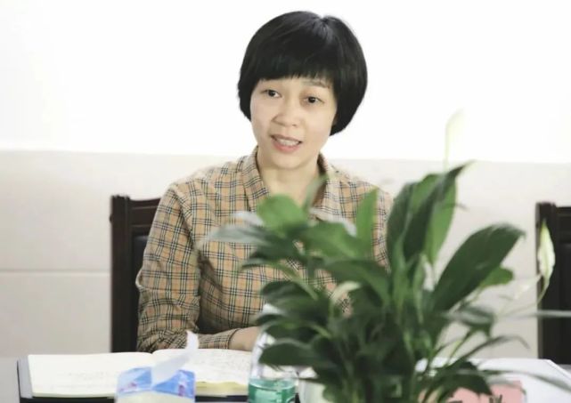 这位客家妹陈高燕现任广东惠州市副市长