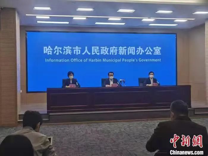 回国的人口_十堰一地喊话:这14人拒不回国,注销户口!(2)