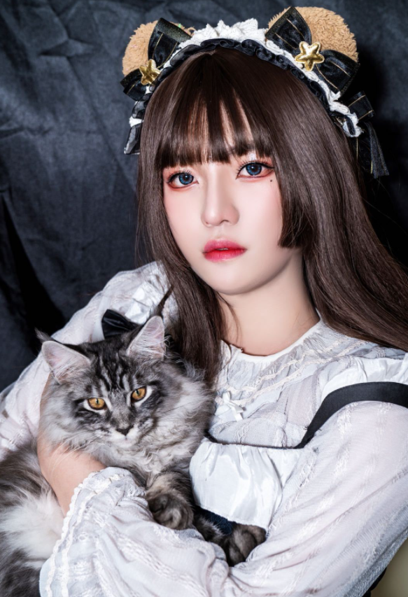 赤酱男女装对比女装扮相才是颜值天花板同为顶流ks阿神更神秘