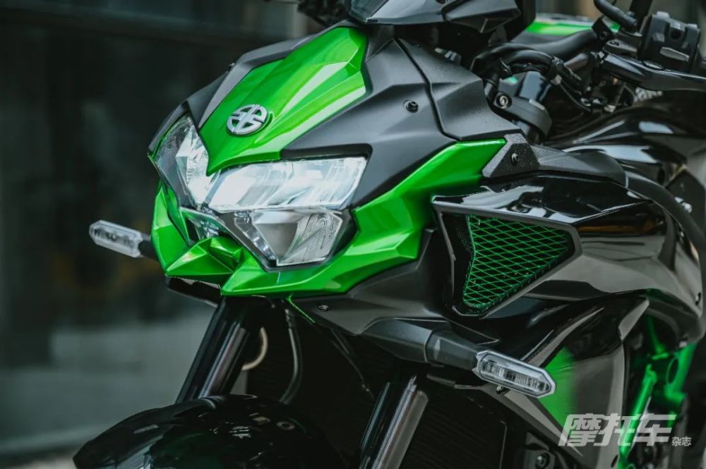 车评咻咻欲罢不能的机械增压体验川崎zh2