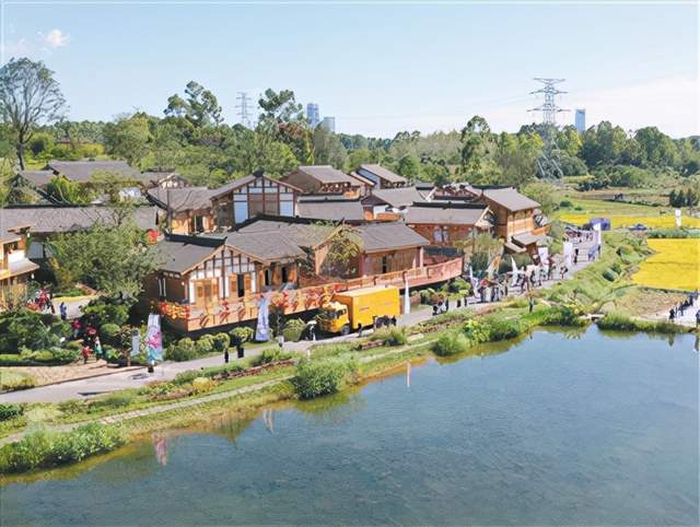 四川天府新区官塘村非遗文化会展旅游再现历史文化记忆