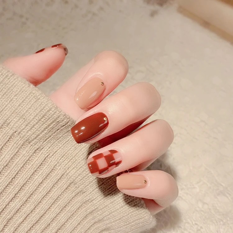 美甲种草速看适合短甲女生的美甲都在这