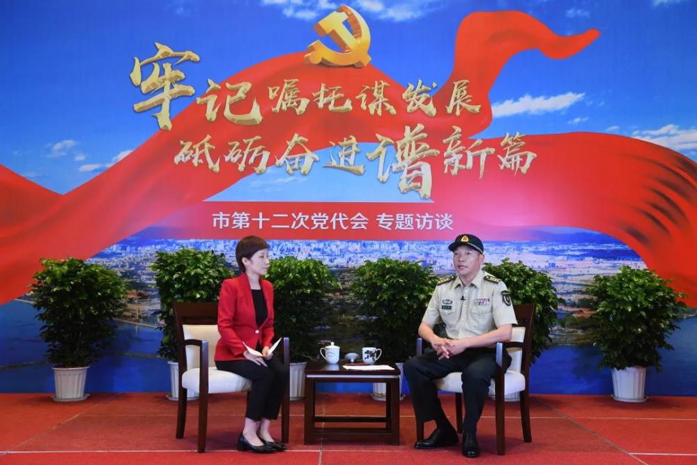 昆明警备区大校司令员讲述人:任兴格为强军梦注入春城能量5年来,昆明"