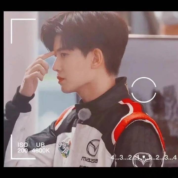 任嘉伦头像安利我的宝藏男孩