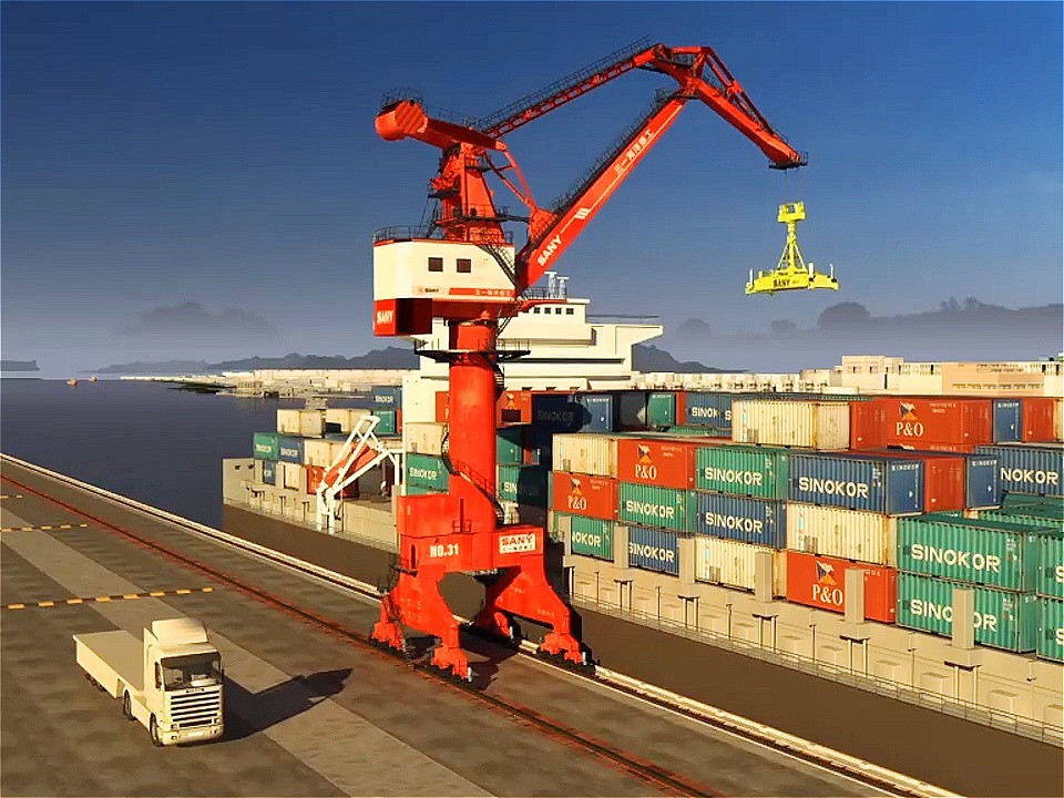 中国又一款大国重器亮相可吊起80吨重集装箱美国连夜买走