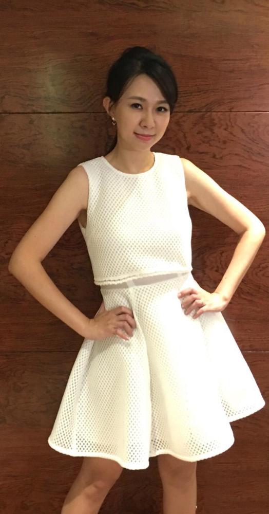 童年女神卓依婷现在40岁的她还是少女模样怎么保养的呀