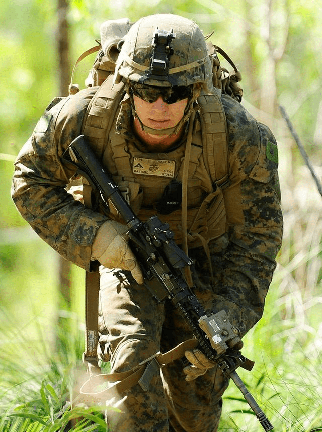 德国军火制造商出品hkm27自动步枪