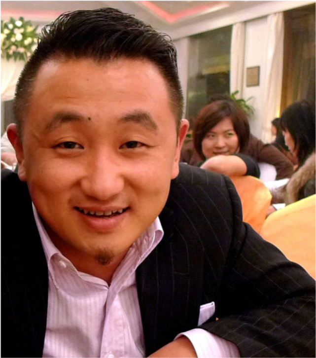 韩小乐——战士强当初杨晓宁被选去演《十六岁的花季》时,他刚从金融