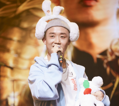 歌手周延gai个人资料简介演艺经历图片