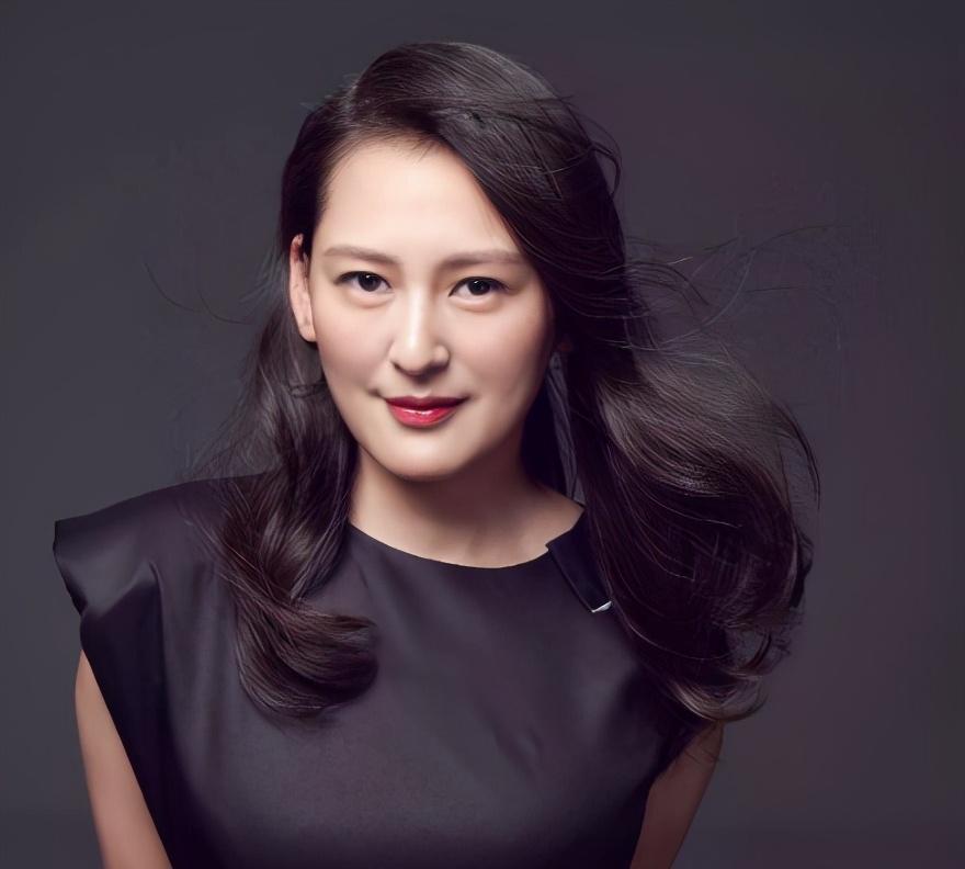 非诚勿扰情感女导师,自己婚姻失败,却在台上指导她人的感情_腾讯新闻