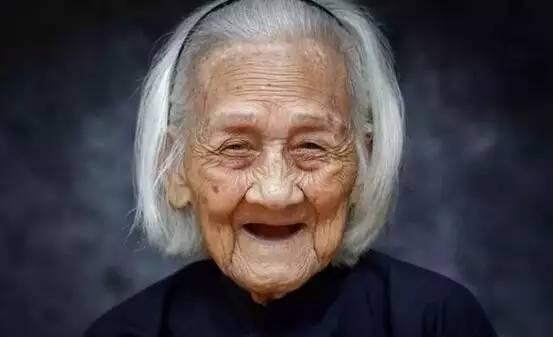 百岁老人长寿6大秘诀:多运动只排第3位,排在首位的你从来不做